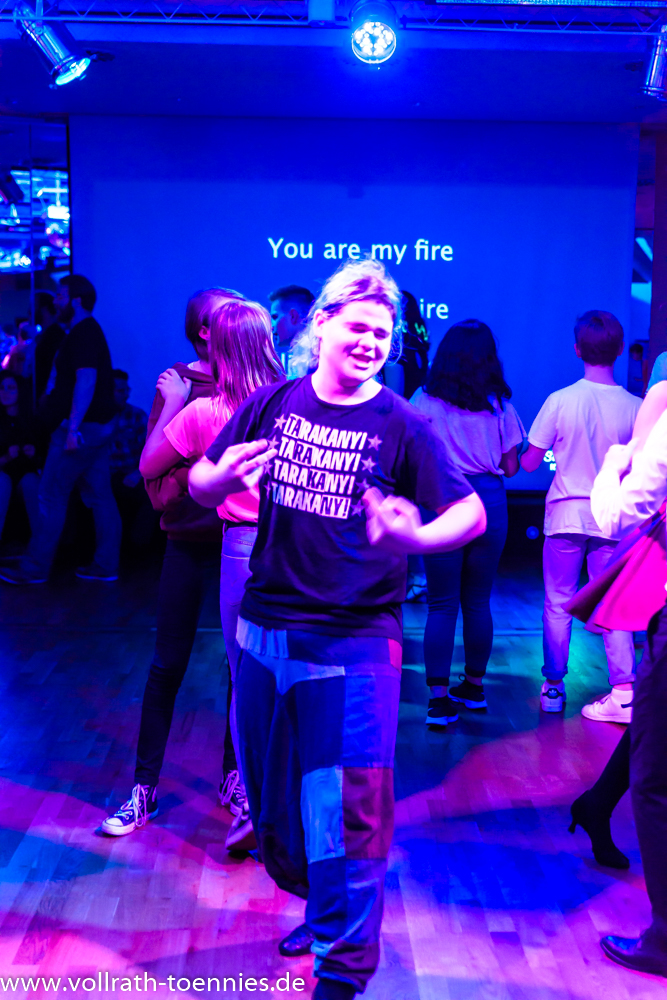 2019 11 23 Karaoke Party 0327